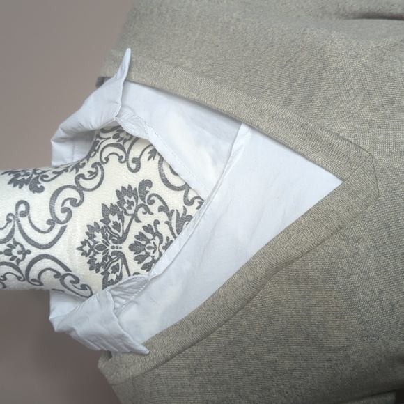 Size S Z. Avenue Top - Picture 2 of 2